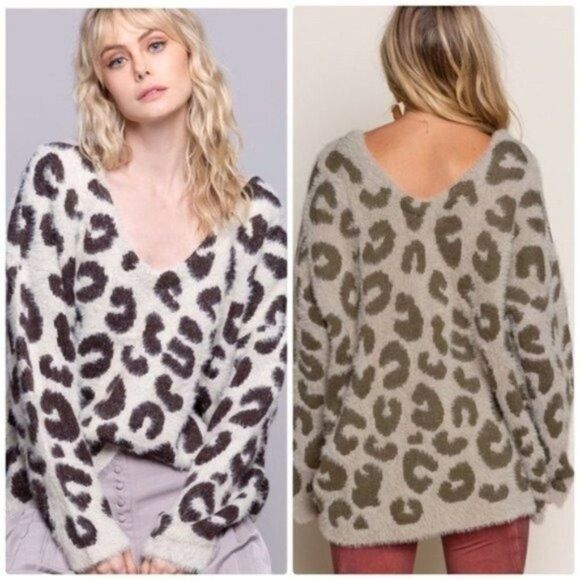 Leopard Print Sweater with V Neck in cream - Picture 4 of 6